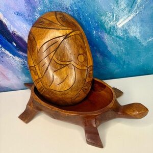 Wood Carved Turtle Box Curacao Trinket Jewelry Box Folk Art Tropical Island